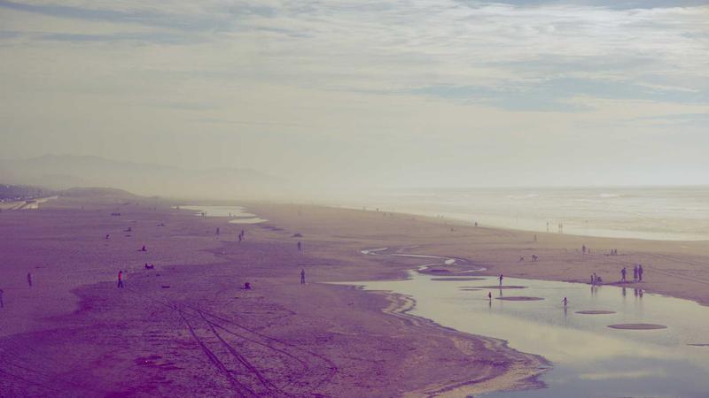 Best Rewards Credit Cards for Travel in 2025: Top 7 Picks 3 Traveler relaxing in airport lounge